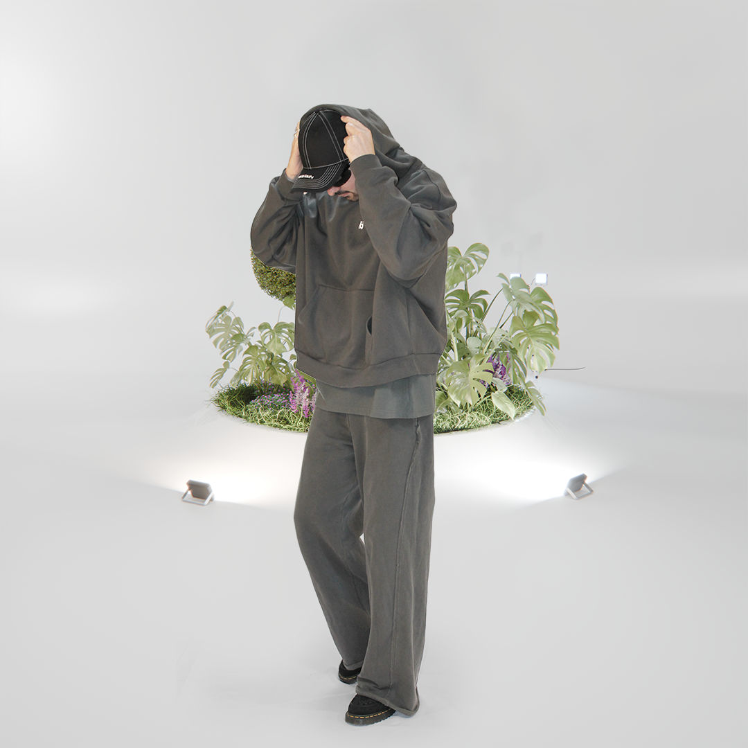 STUDIO CLUB HOODIE